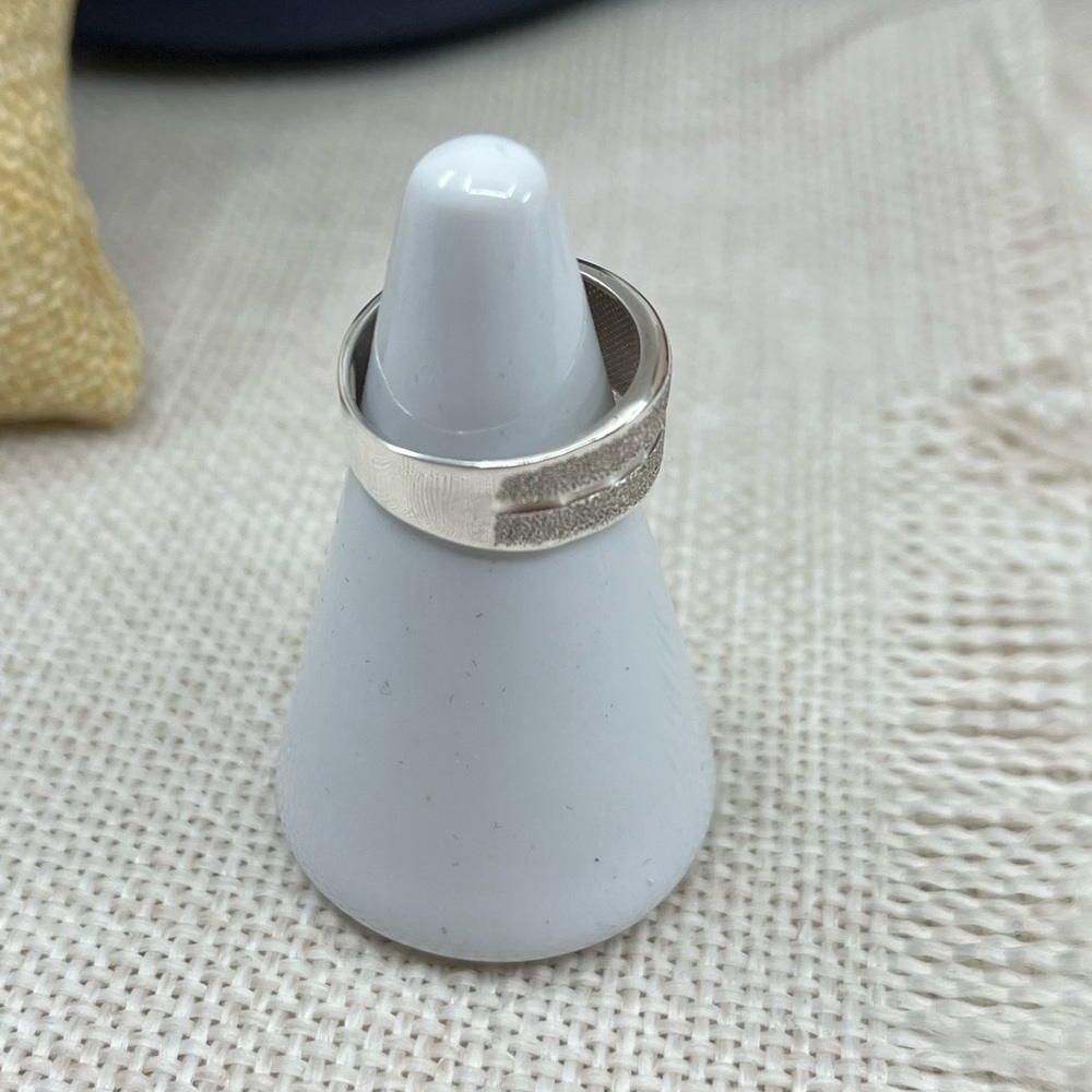 Vintage .999 Fine Silver Textured Band Ring – Size 5.75, Made in Costa Rica - Picture 16 of 16